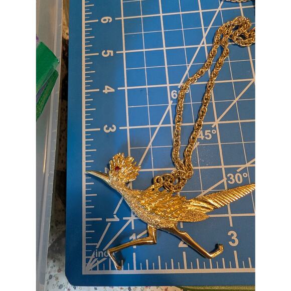 Roadrunner Circa 1970 Chunky Gold Plated On the Run Roadrunner Pendant Necklace - Picture 5 of 8